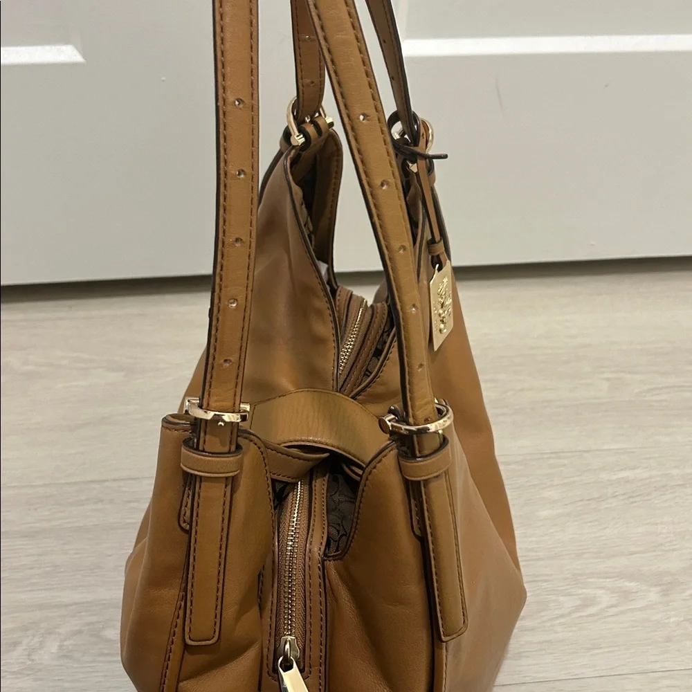 Coach Madison Carlyle Shoulder Bag in Tan
